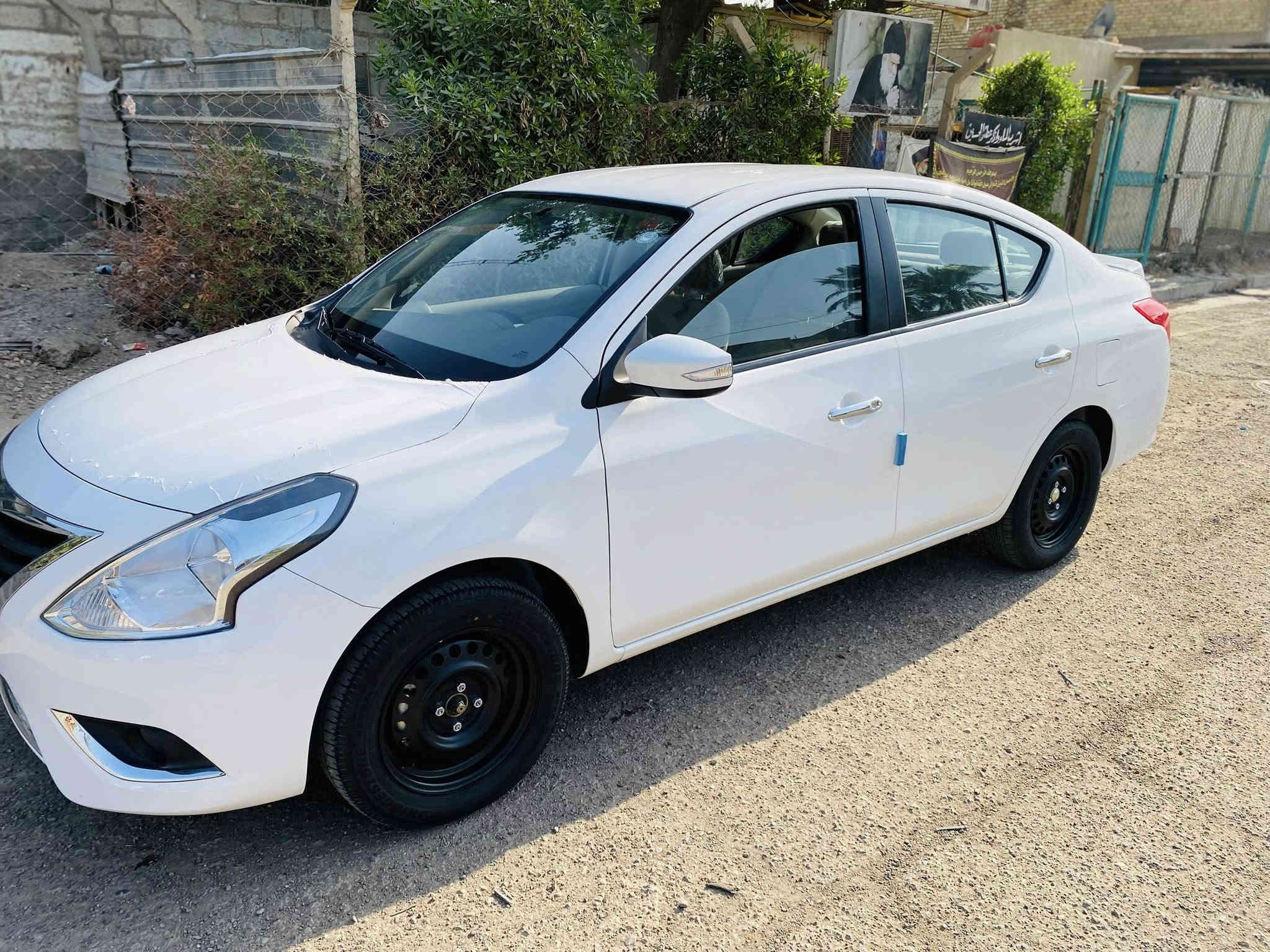 نيسان صني 2025 
زيرو السياره ماشيه 1000 
مكفوله كفاله عامه 
رقم أربيل  
مكان السياره بغداد 
شاشه 
تحكمات ستيرن
كامره خلفيه 
حساس خلفي 
سبايدر 
بل عافيه ع ياخذها 
السعر 130
وبيها مجال 
الهاتف / ***********
