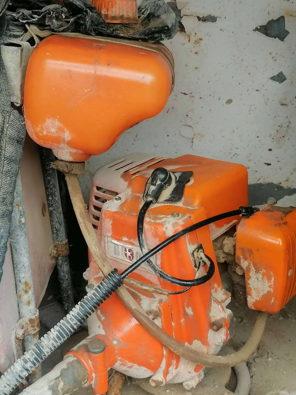 ماطورات ماي ٢ واحد عوزه كابريتر
وحاشوشه للبيع مكاني الناصرية مركز ***********
