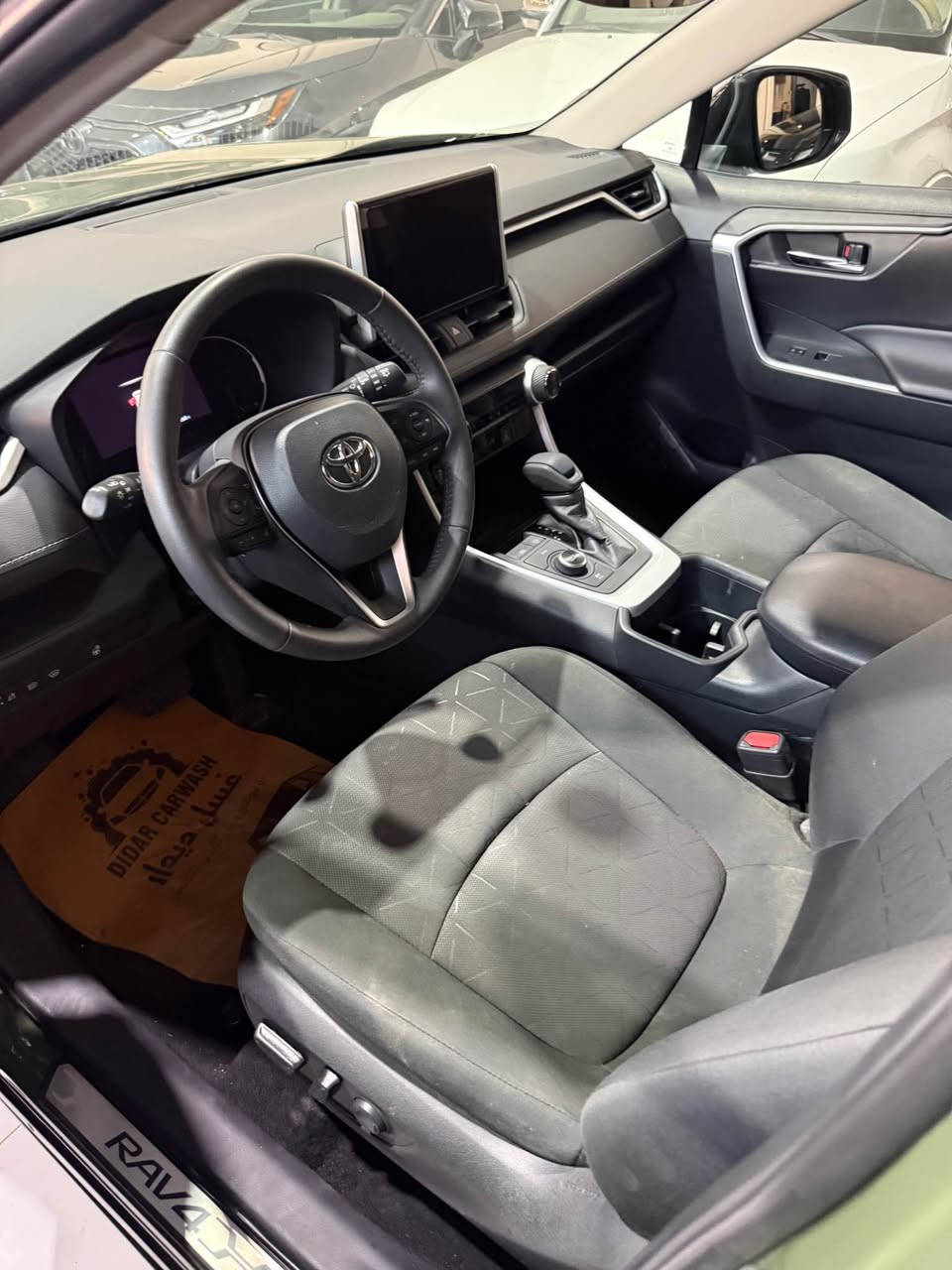 Toyota rav4 AWD hybrid 2024 woodland edition 

ارباك سليم
بجم كبس
حادث خلفي بدون دواخل
جاملغ و صندوق صبغ
ثنين باب كلير امريكا

فول مواصفات
مواصفات خاصه

لون مميز
سقف اسود

٢٤٥$
مجال بسيط

رقم كاتي 
تترقم شمالي

رقم تلفون 

*********** أربيل, العراق
