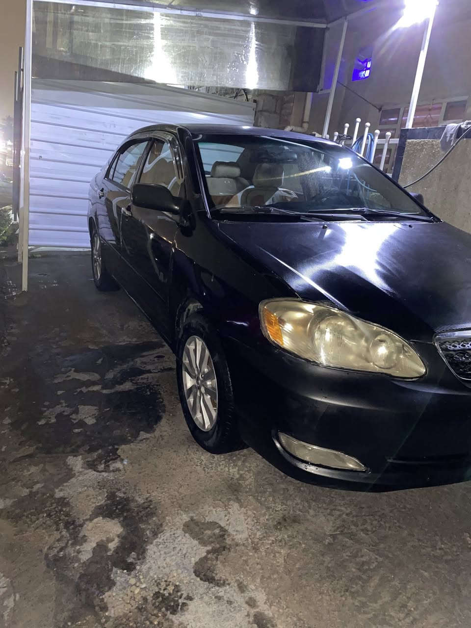 سلام عليكم كورلا نحله للبيع موديل ٢٠٠٧ وارد امريكي السيارة بيه جاملغ مبدل بدون اي دواخل ولا ايرباك حجم المحرك المرغوب ١٨٠٠ جديد صدر جديد غرفته كلش حلوه وجديدة 
تخم تاير جديد السيارة بيه شوية جراد  بس كلش حلوه وكاعدة ومابيه مصرف ربع دينار مكاني بغداد الكرخ  
السعر ٧٩ وبيه مجال 
***********
