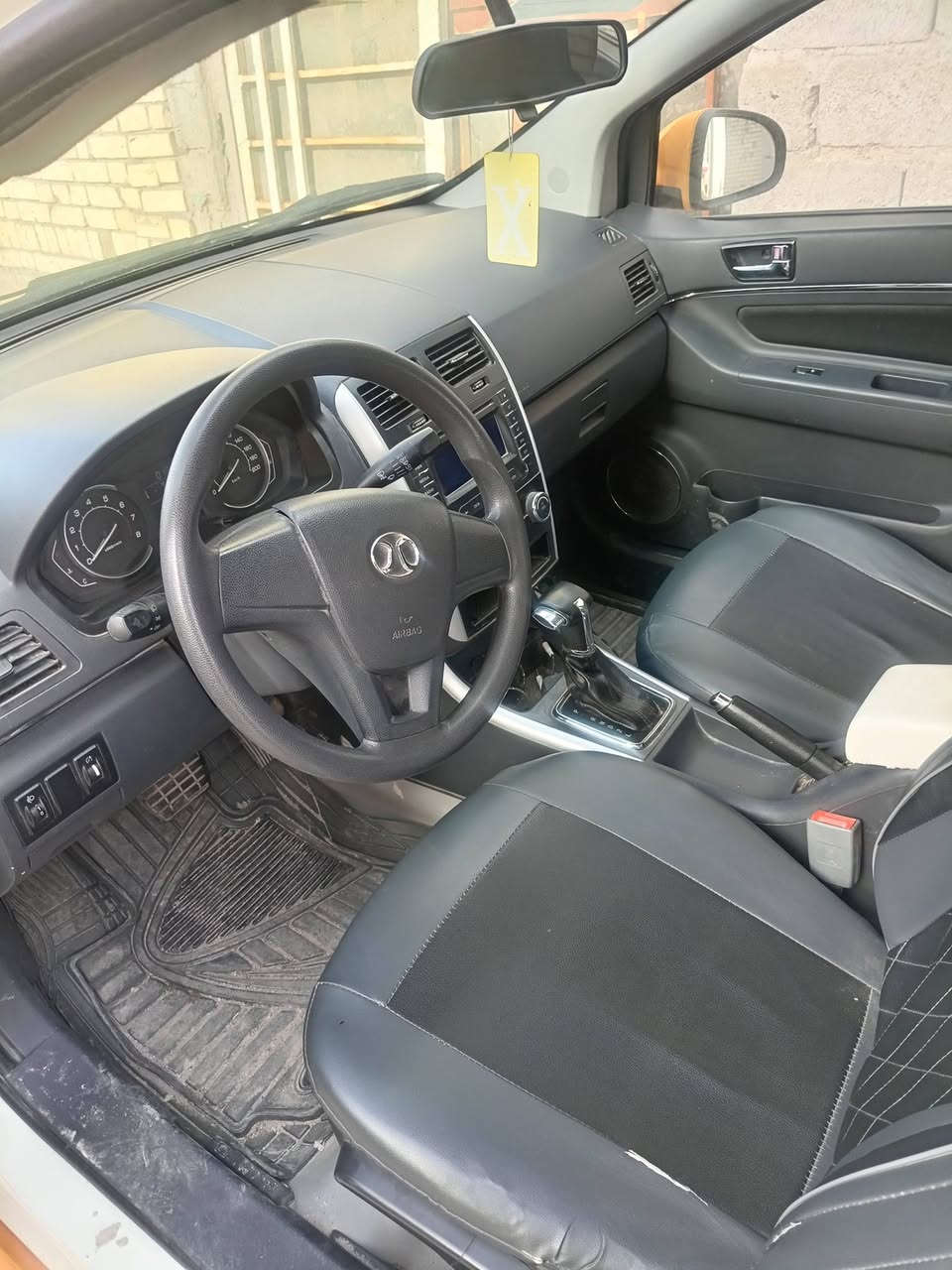 سياره بايك تكسي موديل ١٩ ماشية ٦٠ الف فقط حرة بدون أرقام مكفولة سعرها مناسب علئ الخاص او اتصال رقمي ***********
