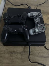 بلي 4 سلم ذاكره 500 اولاين الجهاز ويه تلث قراص جيتي و فيفا23 وكود اوف ...