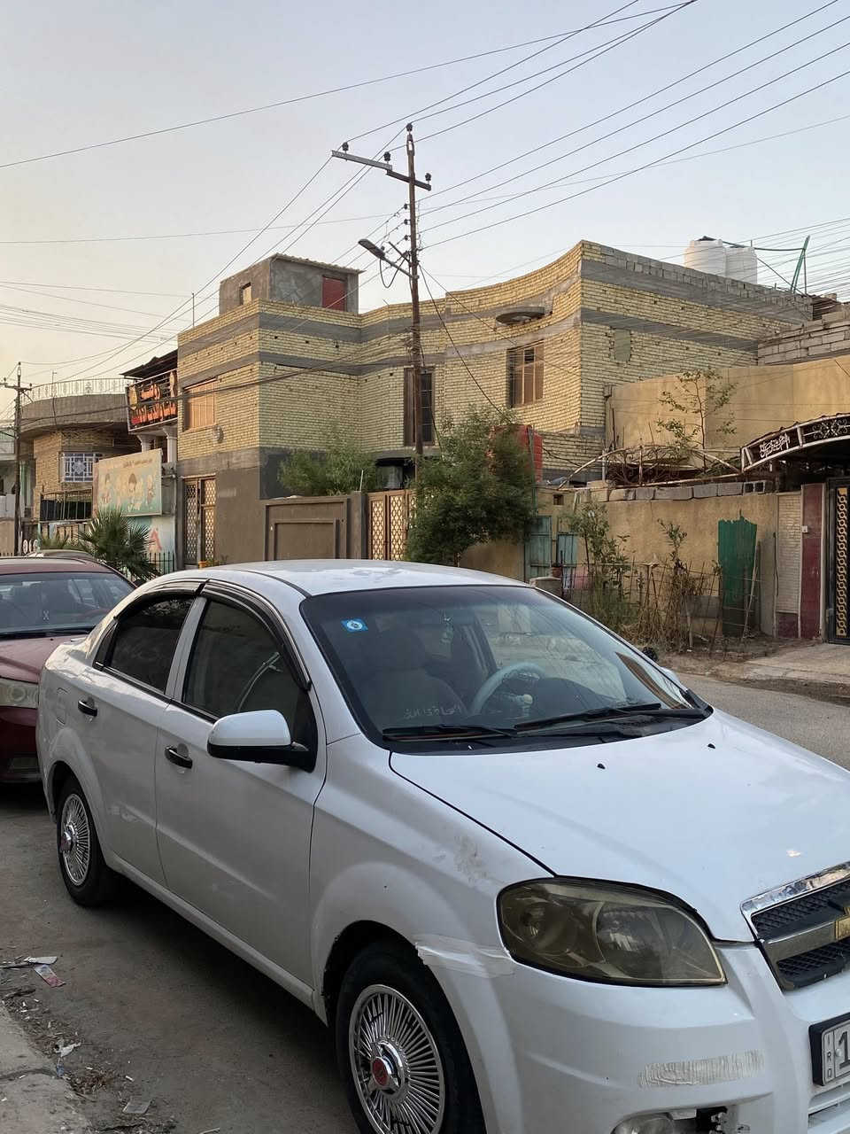 افيو مديل ٢٠١١ سنويه ٣١ رقم دولي راعيها يريد تحويل مكينه ١٤٠٠  مفتوح كير ومكينه وحداديه حلوات ناقصها بس تبريد بيها صبغ حزام بيها ضربه بالصندوك زغيره 
السعر ٥٠ مكان البصره.     ***********
