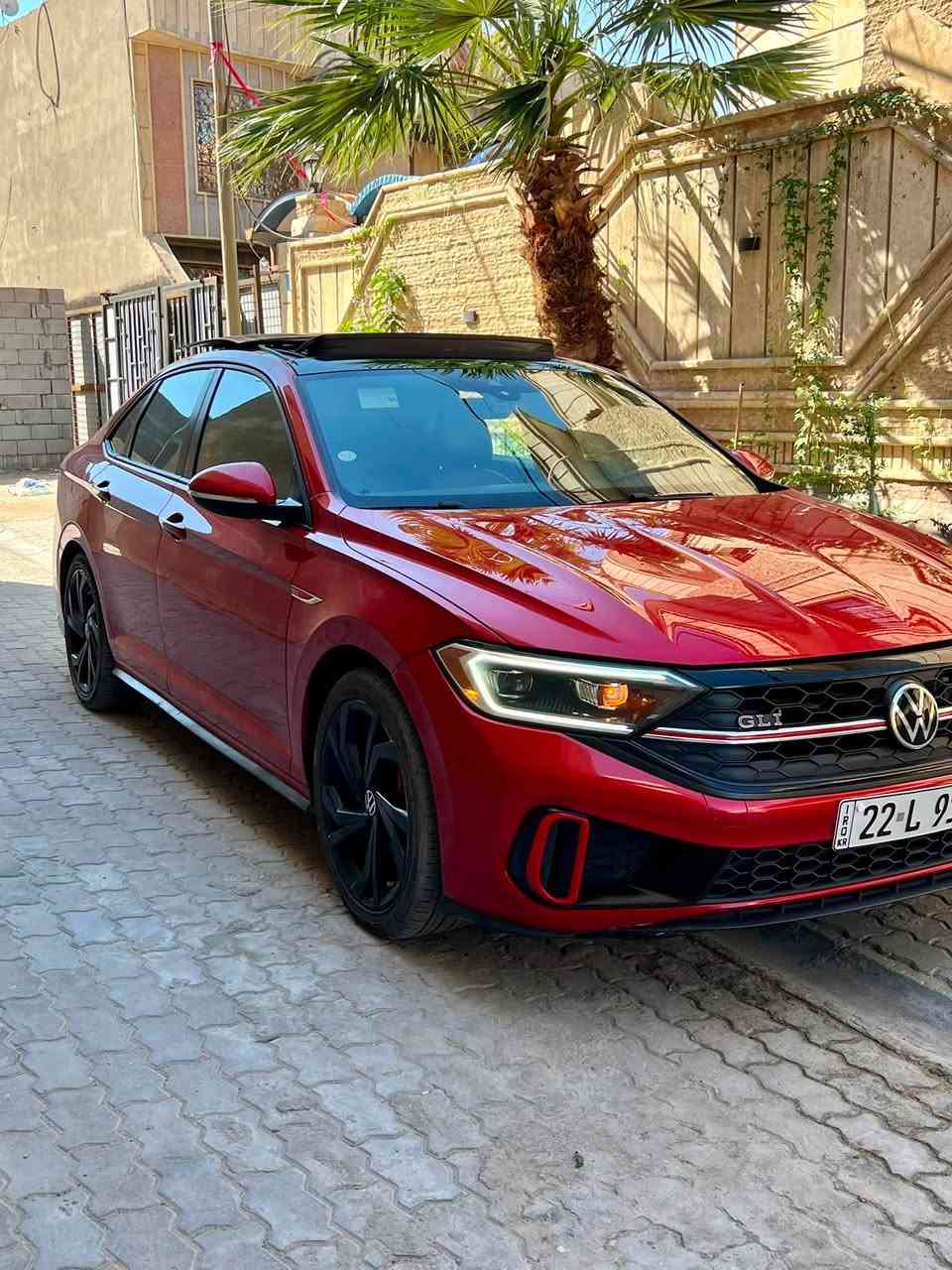 جيتا 2022 Gli اوتباين
كلين تايتل بيها طخة BDR فقط 
فول 1/1 اعلى مواصفات بالجيتا 

محرك ٢٠٠٠ توربو  ستيج 1 عليها برمجة امريكا وشوته K&N
. مقاعد جلد 
ابل كار بلاي وايرلس 
شاحن وايرلس
. بانوراما
شفتات بالستيرن+ تدفئة
ازرار الستيرن كلها لمس 
. كير dsg  رياضي ٧ نمر اوتو
كشنات خزن +تدفئة بالمقاعد
رادارات ٣٦٠ امامي خلفي جانبي 
كروز كونترول  ذكي وقيادة الية 
هاندبريك اوتو 
اوتو هولد
امبينت لايت ( انارة داخلية ١٠ الوان )
وكيج الكتروني
وسماعات beats 
رقم اربيل بأسمي هزه وفحص جديد 
وبعد هواي مواضفات مذكرتهن 
مكان السياره البصرة
***********

