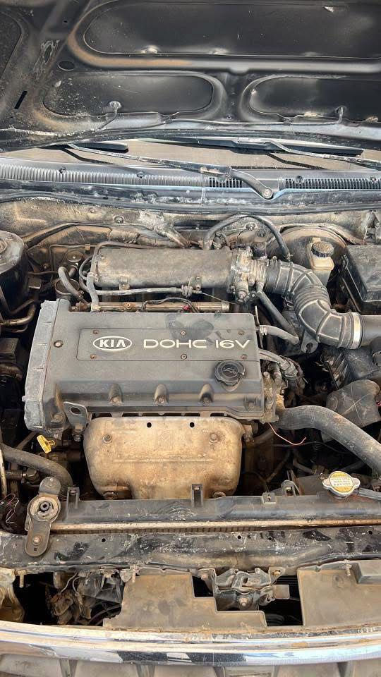 تم إعاده النشر بسبب الوعود الكاذبه 
سياره KlA 2002 اسبكترا كير ومحرك ونشاط خير من الله تجي تفحص وتقتنع يله تاخذ سنويه تحويل ثاني يوم مشروع وطني والكشر نضافته كدامكم نقصها بس صدر شيء ع شيء تذبلك عليها 250 ترجعها بلادي معروضه ب 41$وبيها مجال للشراي سبب البيع محتاج فلوس لشغله 
مكانها الأنبار الحبانيه 
واتس ***********
