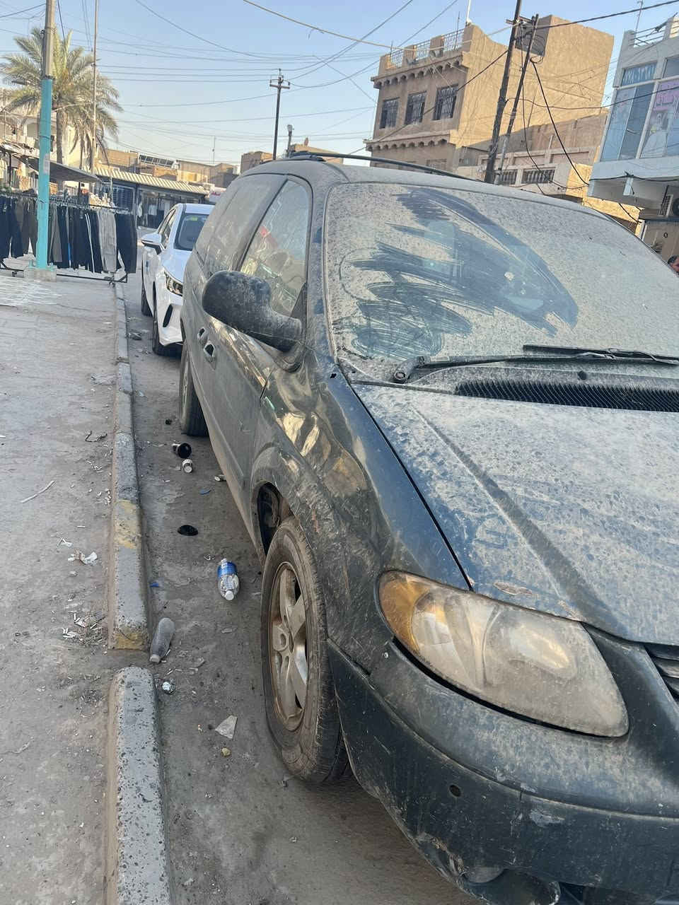 سلام عليكم بيع مستعجل  سيارة سيدونه كفاله عام كشر محرك وكير وحداديه كفاله  سياره بسمي ثاني ويوم احولك. شراي يتصل وسعر خاص  ***********
