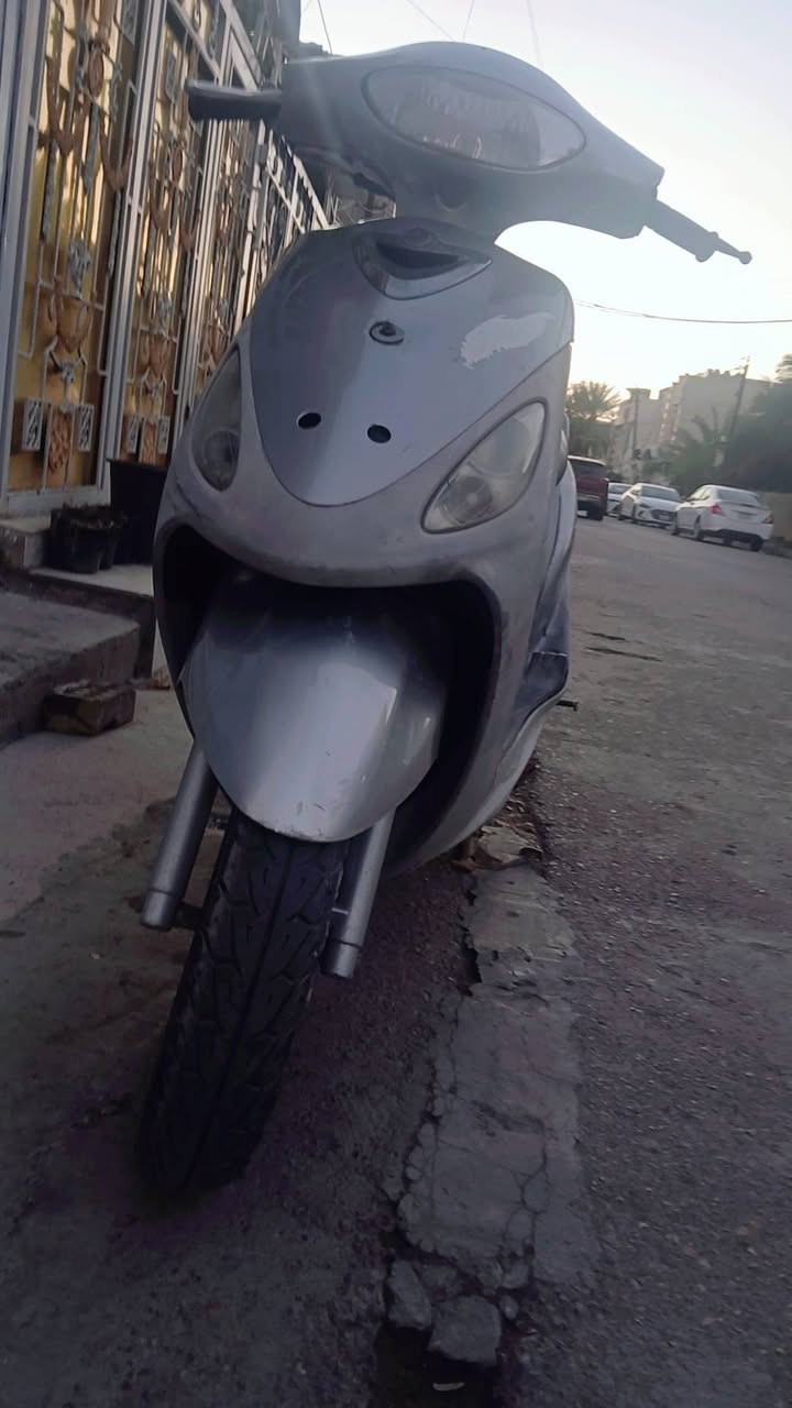 ماكس للبيع منغولي كاملة مكملة اني اكلك امانة الله نقصها بس اشاير الباقي كلوبات خلفي امامي يشتغلن دراجة مال رمبة تجي تفحص وتشوف سعر٥٠٠ وبيها مجال مكاني صليخ ***********٢
