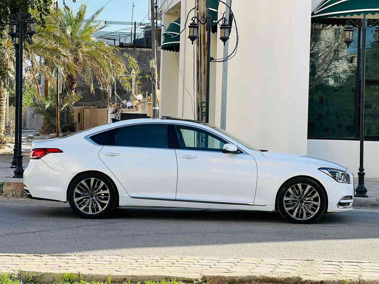 جنسزز مديل 2015 سعر 138 وبيه مجال مواصفات فول للاستفسار الاتصال ***********  وارد مريكي صبغ بنيد جاملغ وباب بدون دواخل ولباقي كفاله عامه مواصفات فول بنرامه بصمه تشغيل بصمه بواب كشنات جلد+تدفئه تبريد بلكشن شفتات ثلث وضعيات قياده حساسات أمامية وخلفية شاشه جبيره سياقه ذاتيه داخل بيجي كشنات كهربائي برده خلفيه ستيرن كهربائي مري شفط رادار جانبيه وبعد بيهه هواي مواصفات  مكينه وكير مكفولات حداديه جديدهه تخم تاير جديد تبريد شغال ثلج رقم بغداد نكليزي سنويه لل 29مشروع وطني سيارهه جديده وجاهزه وأي نقص مابيهه مكان سياره كربلاء كربلاء, العراق
