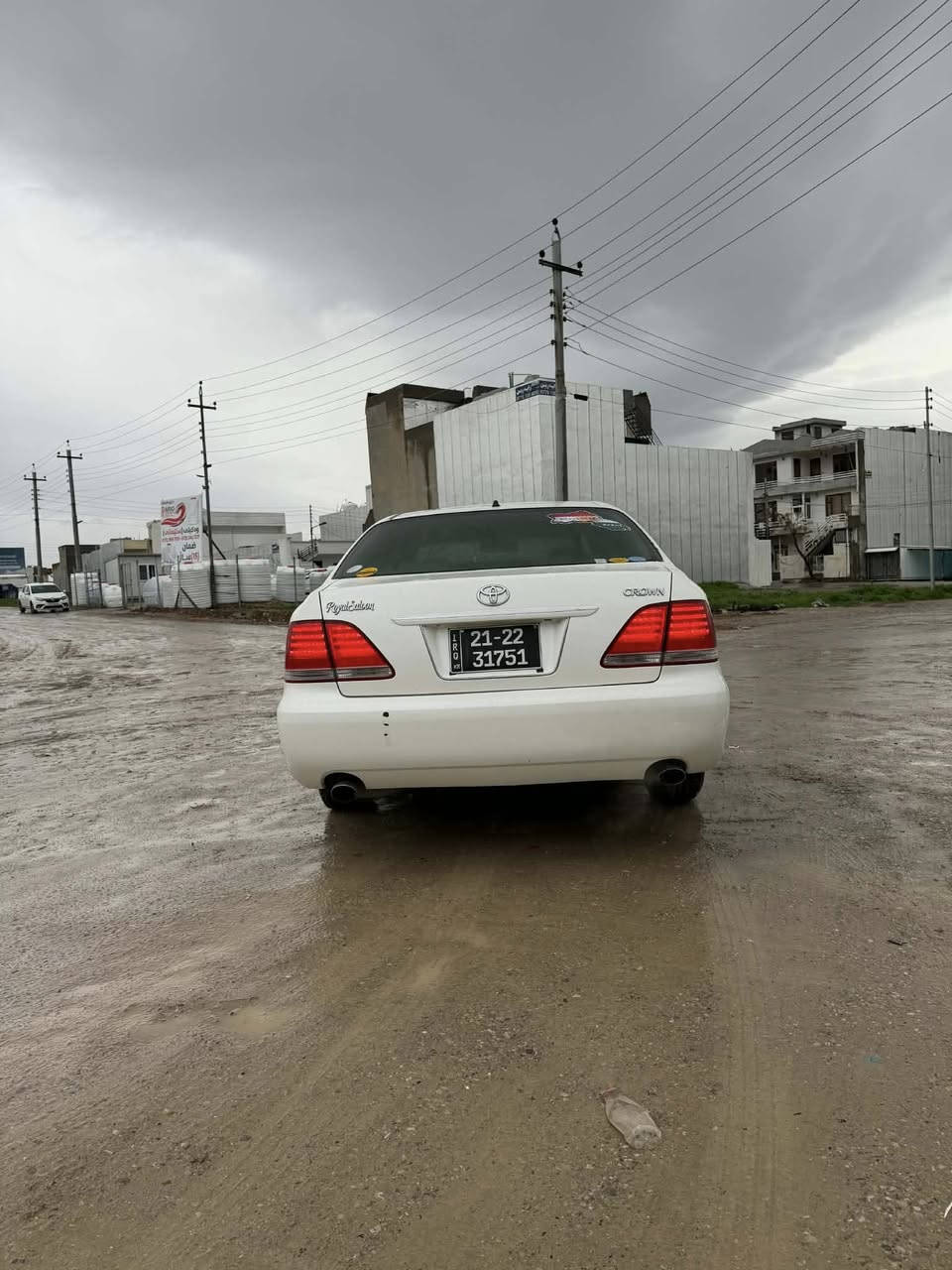 شاهینە ٢٠٠٥
براوە 
بچوک بە بچوک
رویال ناو زەرد
٢ دوگمە
سەقفو حیزام بەشەرت
شوین سلیمانی 
نرخی ٤٨$
***********
