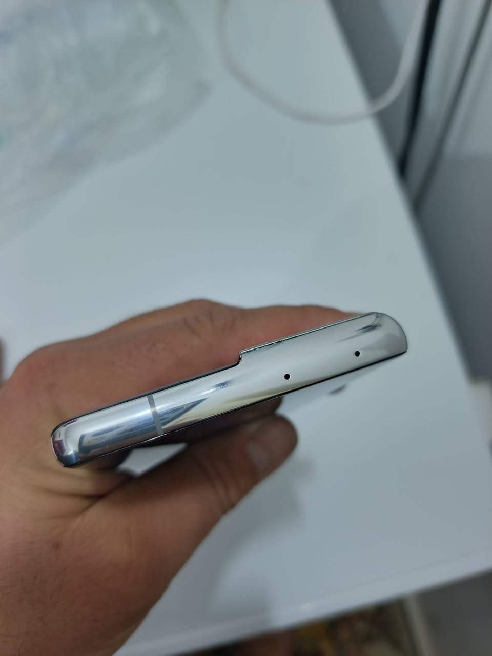 السلام عليكم
S21 ultra 
شرق اوسط دبل شريحة 
ذاكرة 256 
عشوائية 12 
بي هاي الفطور بالظهر 
مكاني كوت مركز 
سعره 250 بي مجال 
***********
