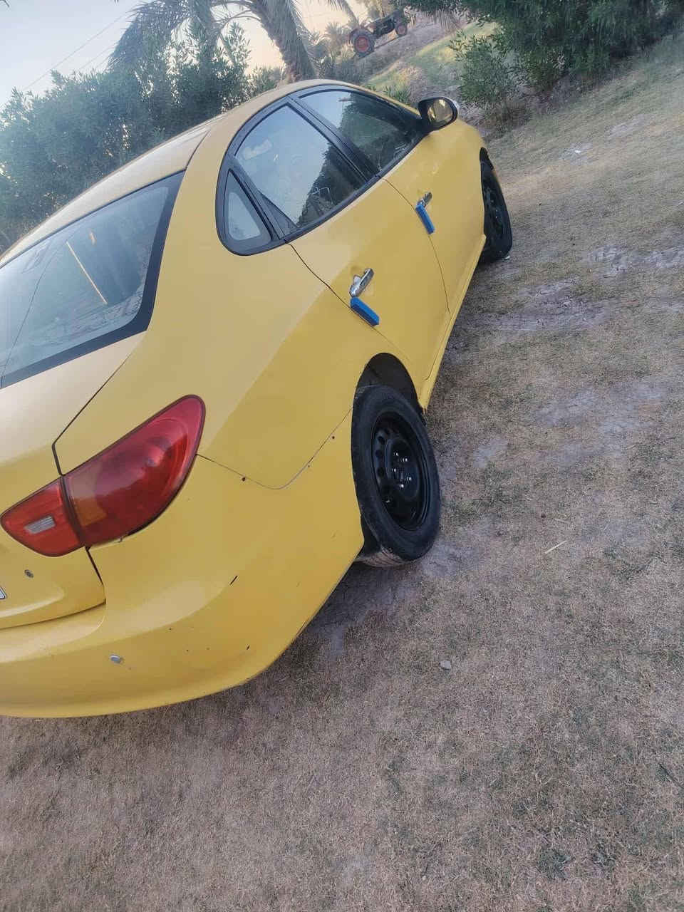 السلام عليكم النترا للبيع 2009خليجي 1600دكشن عالي تبريد ثلج محرك كير كفاله سياره بااسمي تحويل مباشرر السعر 85وبيهه مجال قليل مكاني حله جبله   اللأستفسار اتصل ***********.بي واتساب
