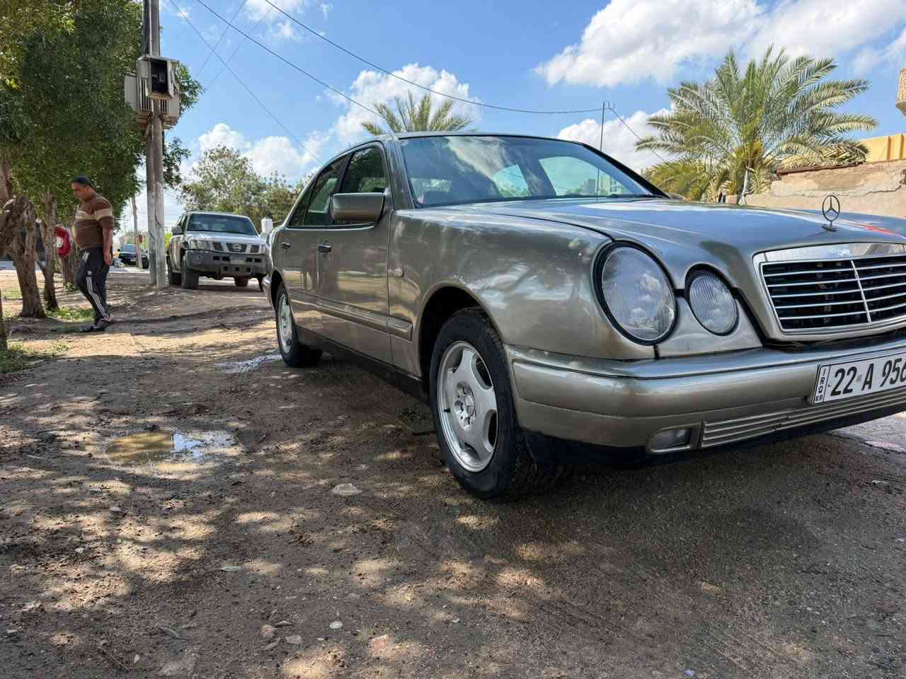 سلام عليكم سياره للبيع نواع مرسيدس ام عيون موديل 95سعر 75 اي استفسار اتصل على رقم ***********مكان سياره بابل الحمزة الغربي
