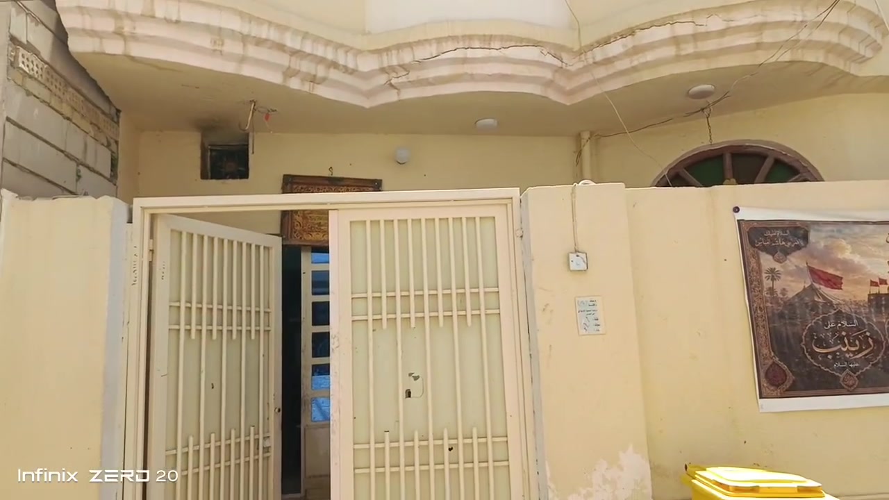 للبيع للبيع مستعجل حي العباس قرب  الحولي جديد سعر 125مساحه 100متر
***********
