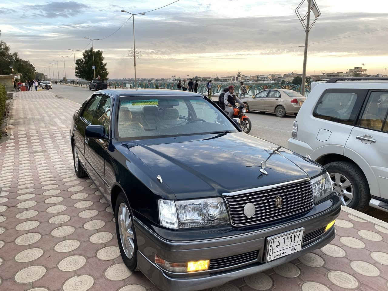 سلام عليكم للبيع راس ثور فلات رقم بغداد بسمي تحويل مباشر سياره مكفوله من الكص وضربه ونقل جثة سيارة جديدة جداً محرك كير جدد تبريد شغال حداديه جديده ويل تخم تاير جدد تحويرها نجف سعر 105 وبيه مجال مكاني كربلاء 
***********
***********
