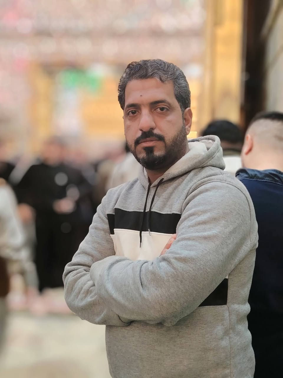 على بركة الله ...
تنطلق حملة نور الزهراء لزيارة لزيارة العتبات المقدسة في محافظة بابل لزيارة الامام علي عليه السلام مولى المتقين يوم غدا الثلاثاء في تمام الساعة السابعة والنصف للحجز والاستفسار مراسلة الصفحة او الاتصال بالارقام التالية .

*********** سيد زيد .

*********** سيد احمد .

*********** سيد غانم
