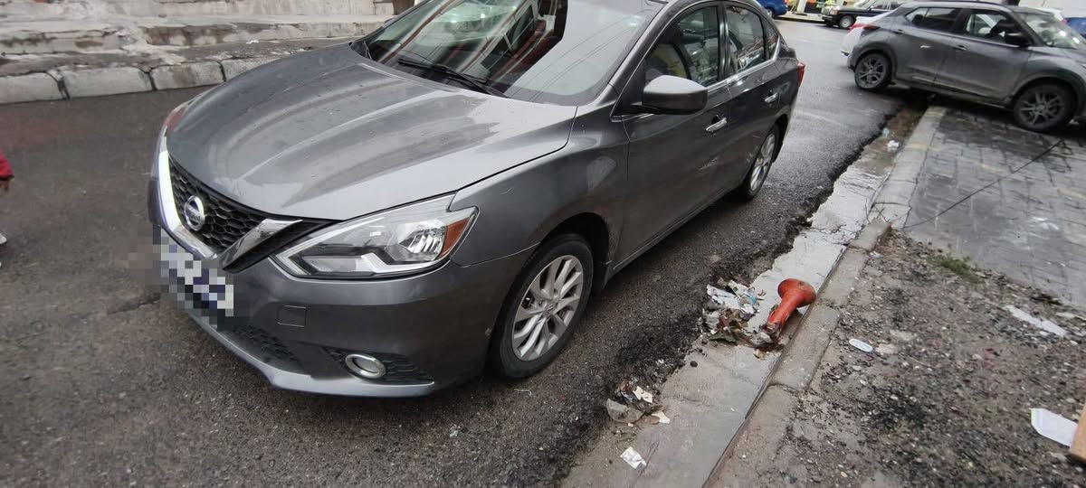 نیسان سینترا   SV  پلاس مۆدیل ٢٠١٧ سلایت . ویل کڕۆم . ئەیبی ئیس . ئیکۆ. ٣ موودی ڕۆیشتنی هەیه ئیکۆ  نۆڕمال سپۆڕت . چوار تایەی نوی . هەزە و سەنەوی نوی . ڕەقەم باریک . سەیارەکی زۆر خاوینە . گیڕ و مەکینە و ئیڕباگ  بەشەرت . سه یارەکە ٢ پارچەی هەیە چاملغ و دەرگای سەکن بی ناوگرتن هەمووی بەشەرت . ڕەقەم مۆبایل  *********** أربيل, العراق
