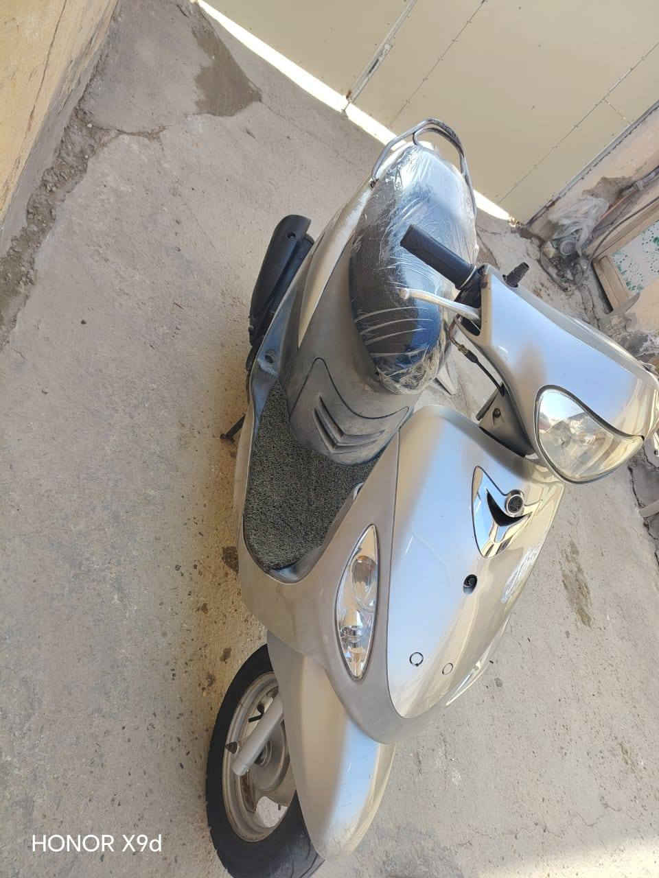 السلام عليكم خوان دراجه ماكس منغولي للبيع كفالة عامه مختمه سلف هندر كهربائيات كامله السعر 650 المكان حله طهمازيه قريب حلويات قصر الشام لاستفسار ***********
