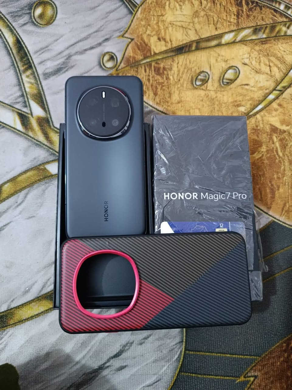 للبيع هونر ماجك7برو اخو الجديد كفاله عامه مكان نجف ماعندي توصيل كامل ملحقات السعر 850 الف قفل تواصل ***********
