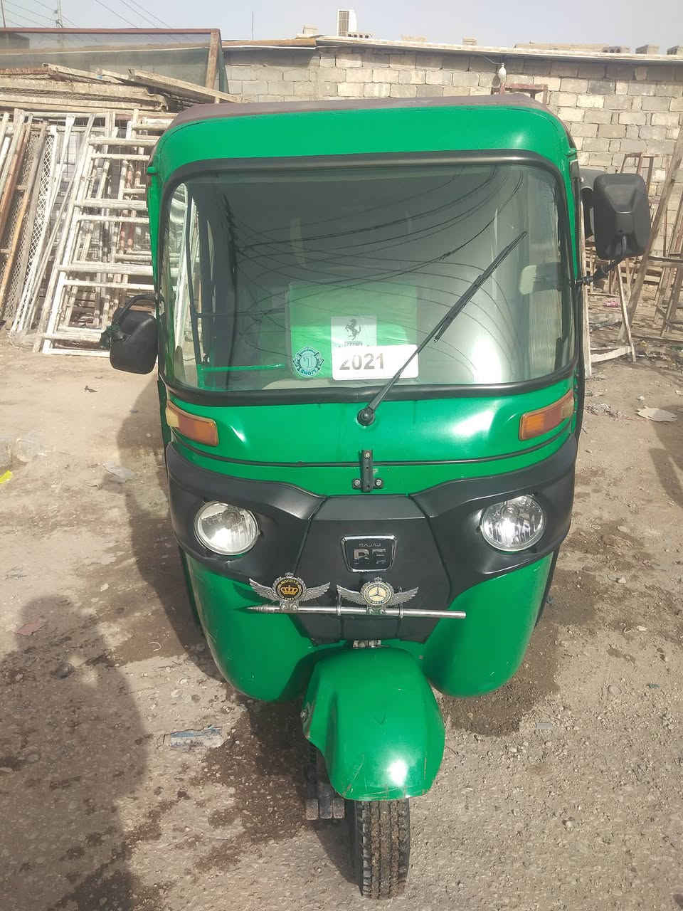 السلام عليكم تكتك أوراق للبيع موديل 2021 كربلاء حي العسكري السعر 6 وبيه مجال شويه ***********(غير متواجد ع نت
