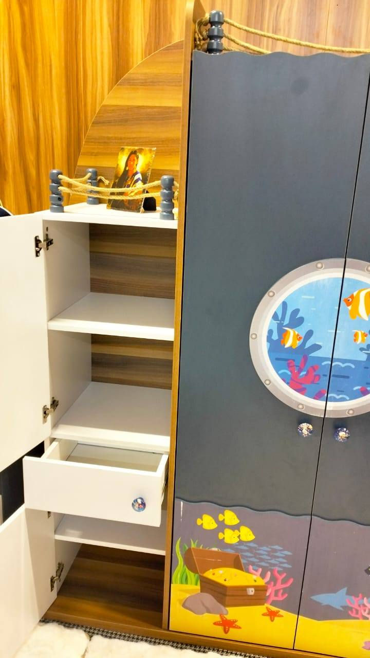 غرفة شبابية 5 قطع نضيفة 100/100 مال هوم سنتر *********** مكان بغداد..
