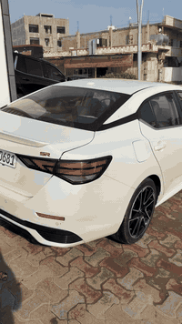 السلام عليكم
نيسان سنتره 2024 
SR ولكل يعرف مواصفات ل SR 
سياره حلوه وكاعده ونصبه مناقصه اي شي فضل من الله 
بيه صبغ بنيد فقط بدون دواخل يعني لا شاصي ولا لغد 
سياره ماشيه 16000 ميل وقابله للزياده استعمال شخصي 
رقم اربيل بسمي سنويه وهزه جديده
***********   متواجد ع نت
