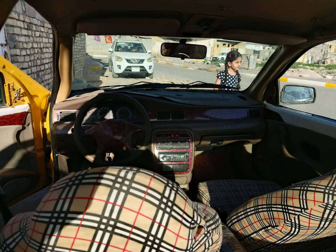 سلام عليكم سمند راعيها موجود مكينه وكير مكفولات سياره جاهزه سنويه توها صاقطه للتواصل ***********
