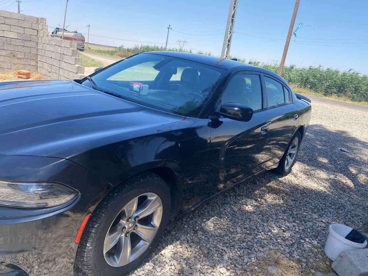 السلام عليكم شباب
جارجر موديل 16 sxt

مواصفاتها معروفه بصمه وشاشه جبيره تبريد قطعتين تدفئه وكهرباء كشنات اماميه ماشيه 133 كيلو سياره استخدام شخصي من البيت للدوام ممشتغله خط 

منضومه زينون جديد

تبريد جديد

صدر امامي جديد

تايرات زواج امامي جديد اول بارحه شادهن حادث السياره جاملغ وبنيد بدون دواخل مكفولات الدواخل من شاصي ولغد ضربتها سطحيه وبيها بارد بالجمالغ الخلفي اثر شخط ع كد شبر مال ابو دراجه مرفقه بالصور الطخه 

السعر 16 و300 وبيها مجال حك الجيه

مكان سياره بغداد اليرموك***********
