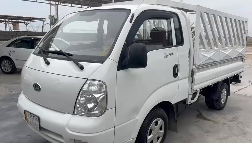 بسم الله الرحمن الرحيم اللهم صل على محمد وآل محمد 
السلام عليكم اخون عندي هاي سيارة كيه 2012 سيارة محرك 2700 رقم ديالى ألماني تحويل ثاني يوم مشروع وطني سنويه 27 سيارة مكفوله كفاله عامه عدة كارت بل بل بدي مقدي عشر سنتات  سيارة وضع شركه تراي زيرو محرك وكير وصدر أمامي خلفي وكسل وشاصي عل وضع شركه سيارة ماشيه 220 سيارة بحالت الوكاله صعبه تحصل كيه موديل 2012 بهيج نضافه شرط الفحص مكاني ديالى بعقوبه شراي يتصل ويدلل وهاذة رقمي *********** السعر 103  وبي مجال شراي يتصل ويدلل
