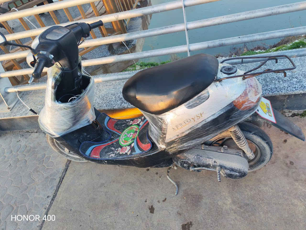 دراجة بوتين للمراوس شعندك نزل
مكينه فول برغي ما مفتوح 
تك سكريتر
سلف شغال بس مكسورة الدكمة
زينون واشاير فول
قطاره بل بانزين
فول فول ما ناقصو ربع دينار 
وجيب اي فيتر وياك وچيك
مكان موصل قرب كورنيش الجوسق


**إذا كنت صاحب هذا الإعلان وتريد حذفه لأي سبب، رجاءا أرسل رسالة إلى الدعم الفني**