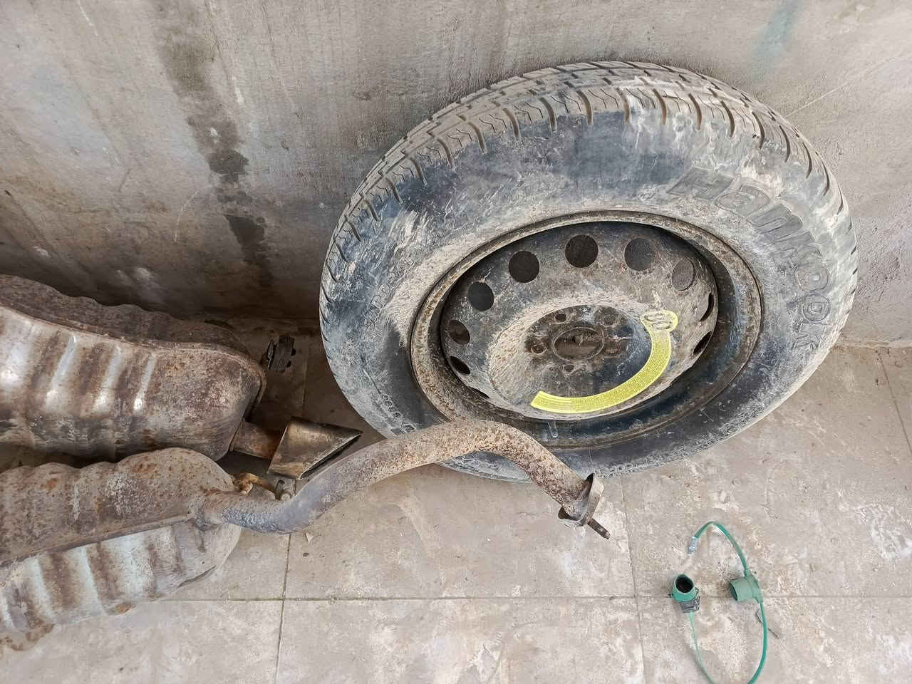 سلام عليكم غراض سنتافيا للبيع دوس جدد اصليات دبل صالنصه اصلي سبير اصلي مكاني الكوت ***********
