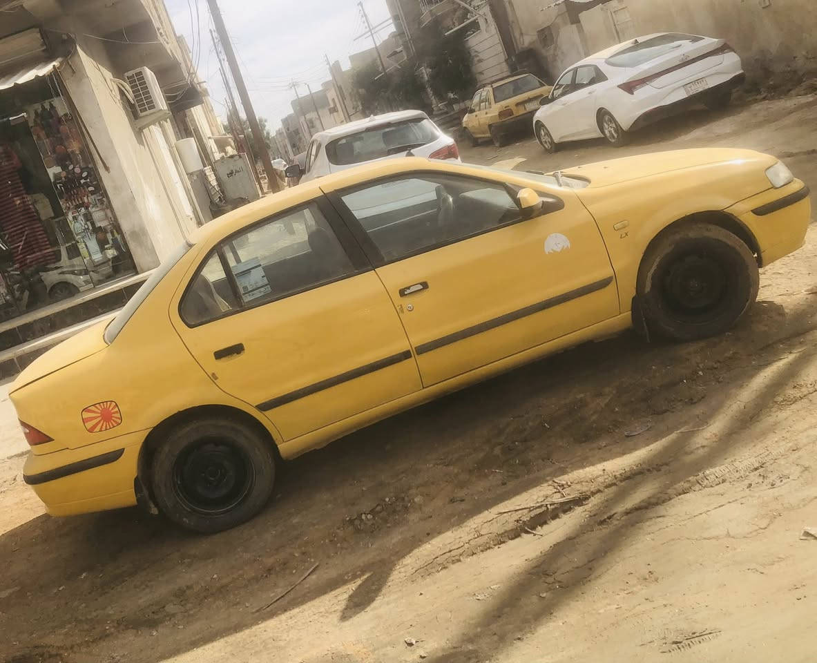 سمند 2017 رقم قادسية / مكفولة من حدادية وكير ومكينة 
تخم تاير جديد بيها أثر حالوب بالقمارة وبالبنيد بس موقوي مكفولة من كل ضربة بيها ملاحضات بسيطة صبغ هلالات
45 وبيها مجال للطيبين 
*********** للاستفسار الاتصال ع الرقم 
مكاني بالحلة تريد تجي تشوف بعينك وتقتنع
