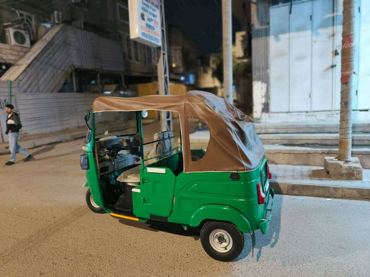 22 مضلع رقم أو سنويه بيه طكه صفح مكينه مكفوله سعر 8300 مكان بصره موفقيه ***********
