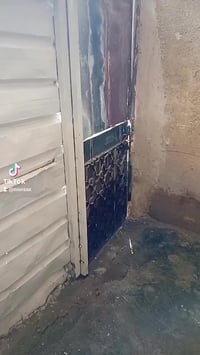 عندي بيت تجاوز للبيع بيت مرتب وكامل من كلشي بيت متعوب عليه ومكانة حلو ...