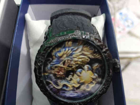 مرحبا
ساعات كلش حلوه قسم منهن ماركه وقسم مو ماركه 
للاستفسار  راسلونه ع هذا الرقم واتساب 
***********
يوجد توصيل جميع المحافضات
