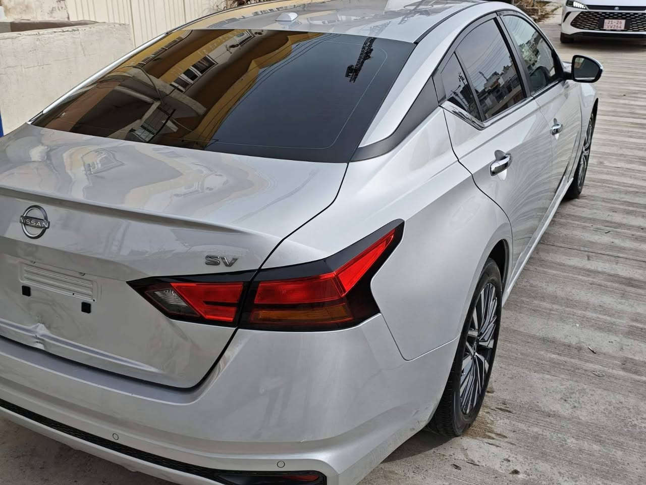 نییسان ئاڵتیما 2023 SV مواصەفات ڕەقەم کاتی پێش ۥ دواوەی کەپسە پارچە گۆڕاوی هەیە 40 مایڵ ڕۆشتووە. ژ.م *********** السليمانية, العراق
