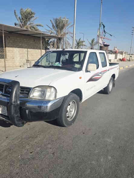 السلام عليكم نيسان مكفوله من الضربه والتبديل بيها دحجات بسيطه موديل  2008   السعر 110 الاتصال ***********
