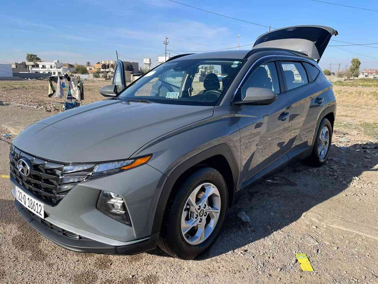 السلام عليكم توسان 24
سمنتي 

المواصفات
تبريد لمس 
تبريد قطعتين 
فول بصمات
شاشة كبيرة 
كامرة دوارة
بصمة صندوك
ترحيب عند الاقتراب
دخول ذكي 
بصمة ابواب
سايد بريك بصمة
محرك 2500 🚀 
اوتو هولد 
تشغيل عن بعد
رادار امامي
رادار خلفي
رادار جانبي
تدفئة كشنات
ويل كب 
تحديد مسار
قيادة ذاتية
توقف ذاتي 
تنبيه عند مغادرة المسار
كروس سرعة
وضعيات قيادة
لايتات زنون
نزول منحدرات
وبعد هواي مواصفات بيها
ماشية 48 
سيارة جاهزة وكاملة بدون نقص
رقم اربيل با اسمي السنوية احولك سنوية 
السيارة جديدة على كد الدوام وارجع مال بيت تجي وتشوف بعيونك 
حادث قبق الصندوك راجع على البارد
وقطعتين اكلير امريكا جاملغ وباب جهت السكن 
مكان بغداد القاهرة
***********
السعر  207 وبيها مجال حك الجية
