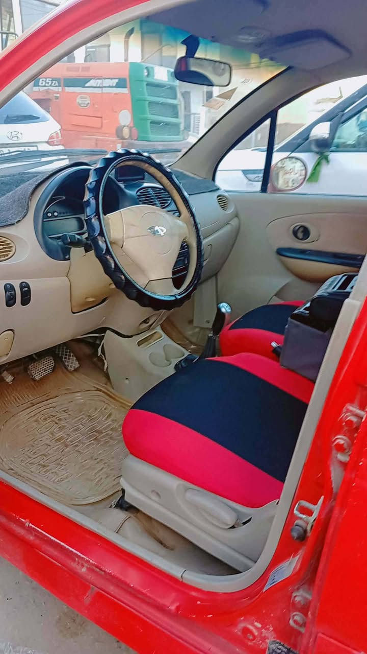 كيو كيو 2012 لون احمر
كيو كيو 2012 لون احمر
مكفوله كير مكينه كهربائيات 
كير اوتو 
سياره جديده مرتبه عليها إعدامه كامله 
ماعدا خياس بسيط بالباب 
السعر  29 وبي مجال بسيط حك الجيه 
***********
