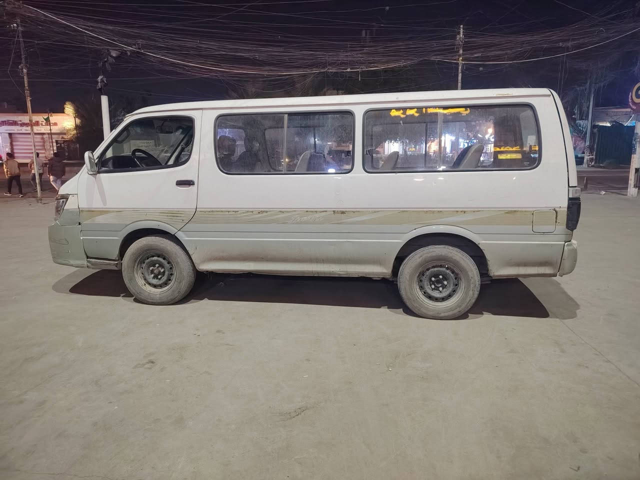 سلام عليكم جنبي 12مسجله  معلايه 15راعيها موجود مصفره ضريبه وغرامات يسوي وكاله مكينه وكير وكسن وتخم تاير جداد سياره مابيها قطره صبغ بلاديه سعر 36بيها مجال مكان بغداد بلديات ***********
