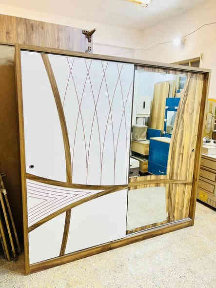 غرفه نوم تركي 🇹🇷🔥
نضافة 90 💯 شبابي 
6 قطع سرير 2 منفصل 
بسعر 475 قفل مع شد ونقل مجاني
***********
