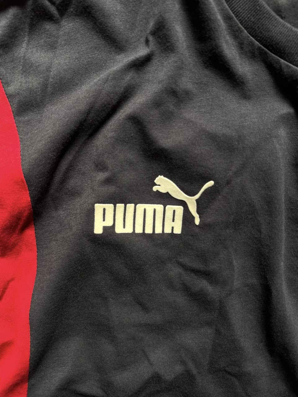 بوما 
تشيرت شعار نادي إي سي ميلان 

شعار قديفه
اورجنال سبشل

قياس لارج ستندر 
السعر والحجز مراسله الصفحه او واتساب


**إذا كنت صاحب هذا الإعلان وتريد حذفه لأي سبب، رجاءا أرسل رسالة إلى الدعم الفني**