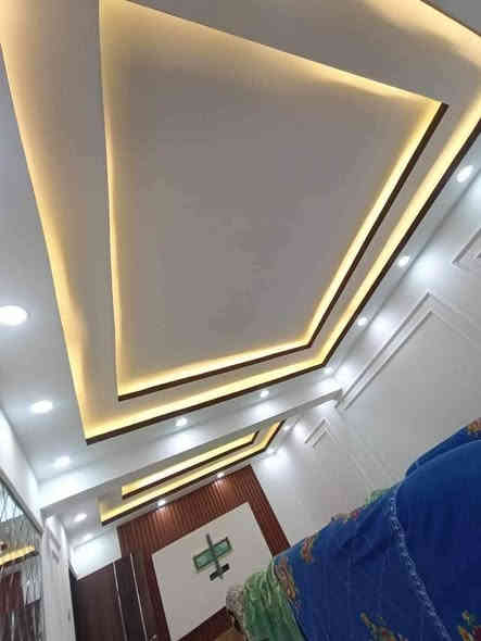 اعمال ديكورات منازل باسعار مناسبة اتصل واتساب او *********** بغداد الزعفرانية
