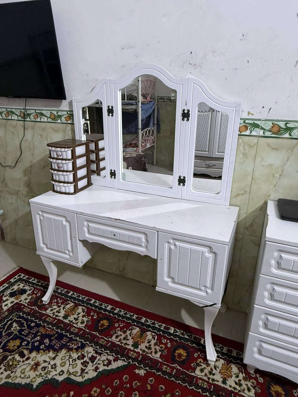 سلام عليكم غرفه للبيع عنوني بغداد حي اور *********** السعر 250
