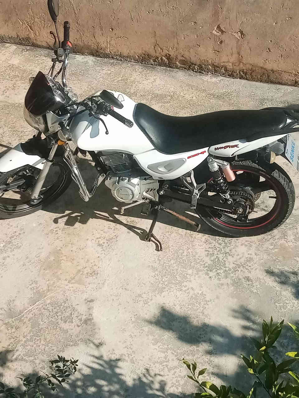 ماطور سنكي للبيع موديل 16 محرك 150 اوراق كامله الا ستفسار علي رقم ***********
