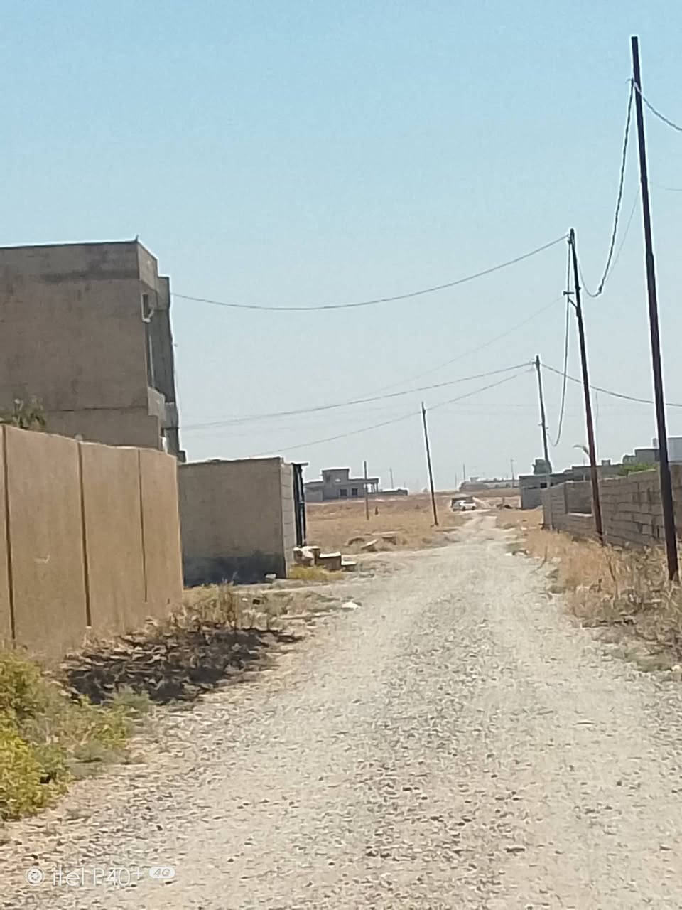 قطعتين طبك الركن والبصفها 
كل قطعة 200 متر
المكان الحويجة الابراهيميه
واصل ماء وكهرباء ومدارس 
سعر القطعة الوحده 5 مليون وبيه مجال 
***********
