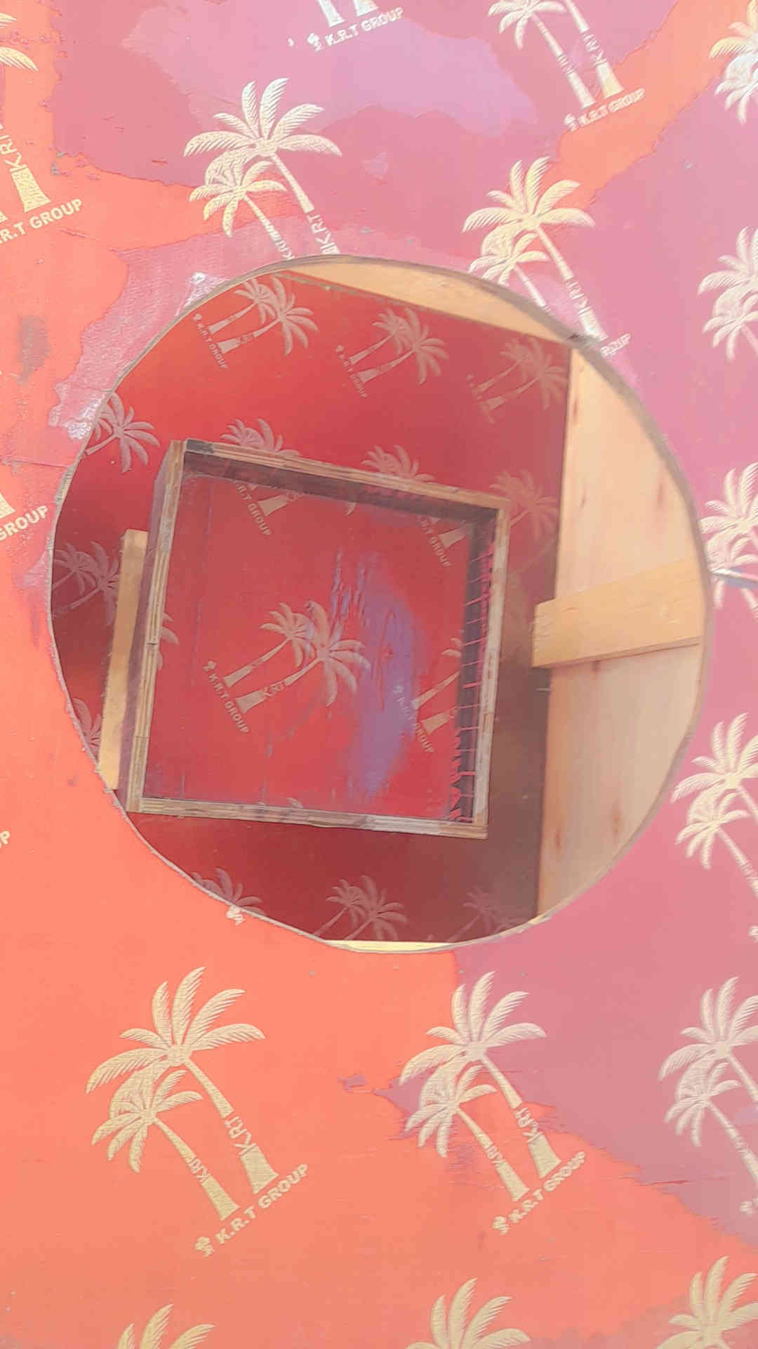 السلام عليكم
عربانه للبيع 
تزكام درجه اوله
 ومغلفه حشيش اصطناعي نوعيه الاصليه خوش تغليف 
و مأسس اله كهرباء 
والعربانه دفع بيه تايرات 
و الخشب درجه اوله 
و تجي وياه معجانه على كد الدائره مالته 
وطالعه لشغل بس 3 ايام 

ماعوزه شي كبل للشغل 

و السعر 225$
وبيه مجال 

مكاني كربلاء 

الرقم ***********

رجأ المو شراي لا يتصل 

والتعليق يعكس اخلاقك
