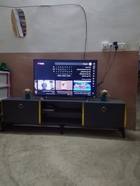 شاشه TCL حجم 43 كامله هي والكارتون وملحقاته وصل الضمان  4K موديل b755 ...