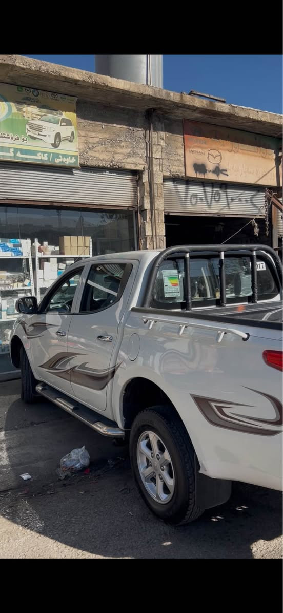 قەزافی گاز ٢٠١٦ بئ سبوخ 
٣ساردی گجکەی هەیە 
مەکینە بیلاد 
گئر مەکینە  تاحویل خرامە ئینجکتەر سوپەر بە شەرت دوکلی رەشو شینی نیە 
جار تایەی نوئی لەبنە 
شوئن سۆران 
***********
ڤای بەر وەتساپ *********** سوران, أربيل
