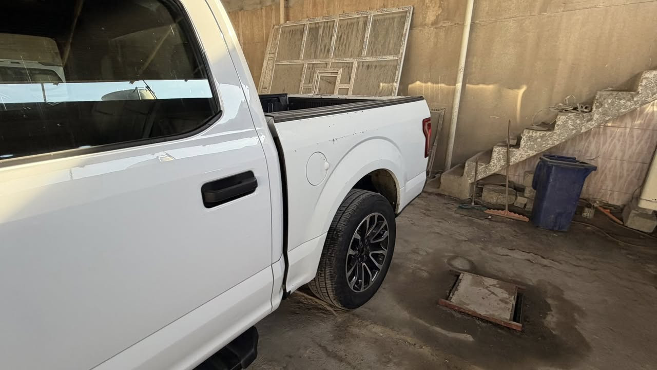 السلام عليكم
بيك اب فورد f150
الموديل 2015
خليجي وكاله نيفا
سونرها مرفق ويا الصور
سياره جاهزه عل اخر
ماشيه 200 الف كيلو
مكينه 6 سلندر تنفس طبيعي 
مكينه كير كهربائات طخم تايرات تبريد شرط
كشن حار بارد
كير تعليك 
باب طويل بدي قصير المرغوب
سنويه ورقم جديد
السعر 162 وبيها مجال بسيط للشراي
المكان موصل حي المثنى
***********
