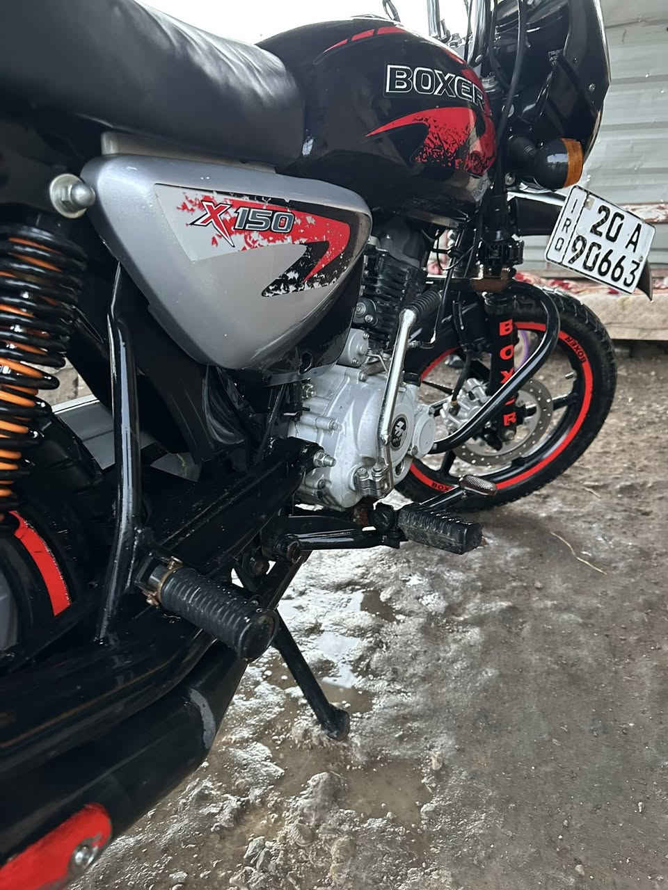 بوكسر جبلي موديل 21رقم وسنوية  ناقصة بس عينه  جدامك نضافة ٩٠٪؜ سعر 1900 بي مجال حك الجية مكان ديالى الخالص ما متواجد ع الخاص ***********الموشراي لا يحجي من كيفة
